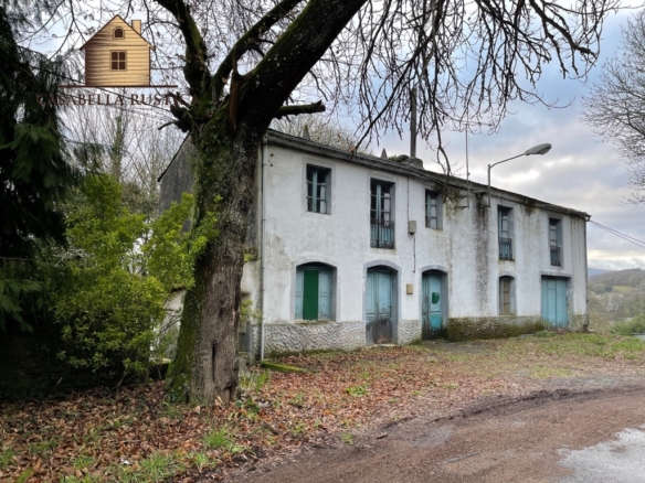 Casa de Piedra con finca (Ref: 160)