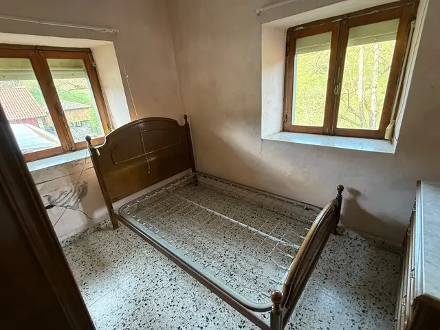Casa en el monte en Cangas de Narcea (ref: 244)