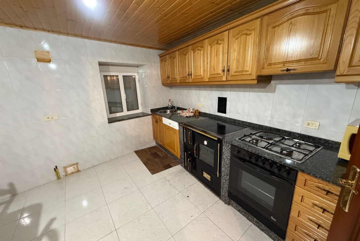 Casa de piedra para entrar a vivir (ref: 252)