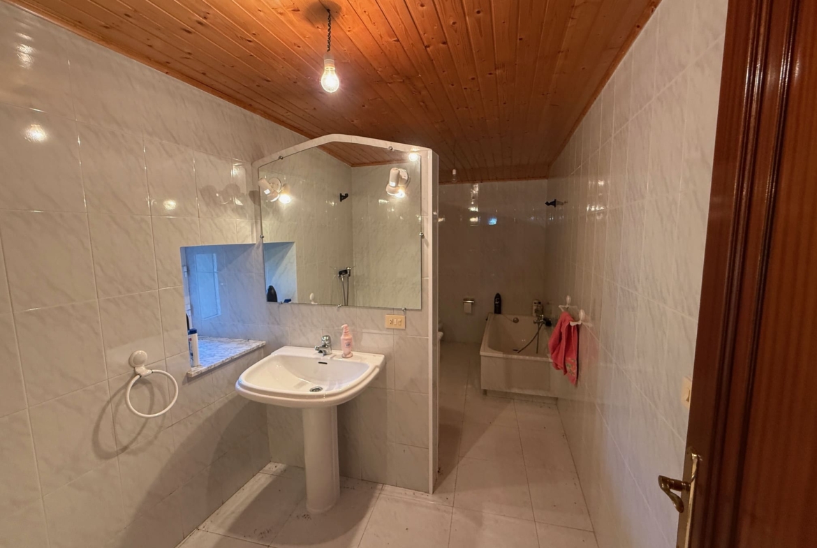 Casa de piedra para entrar a vivir (ref: 252)