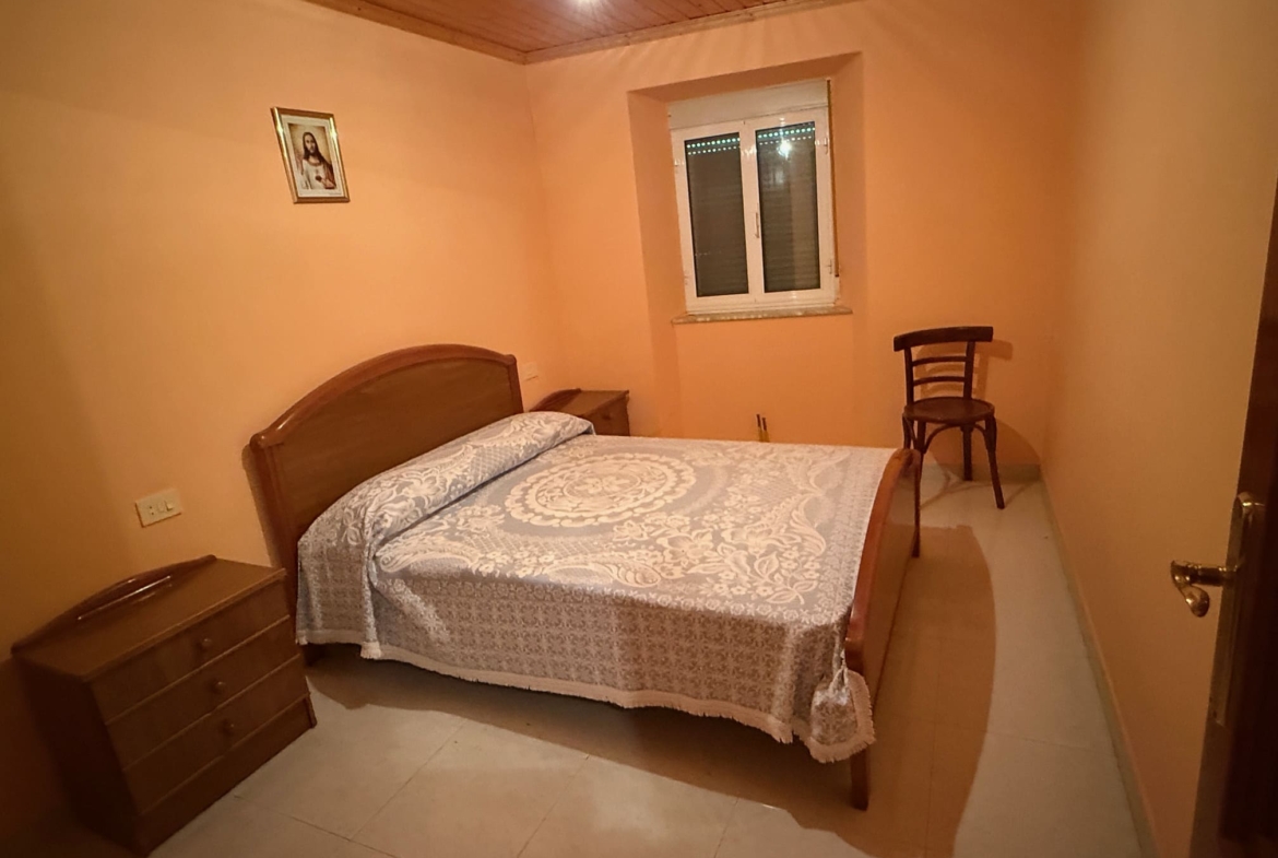 Casa de piedra para entrar a vivir (ref: 252)