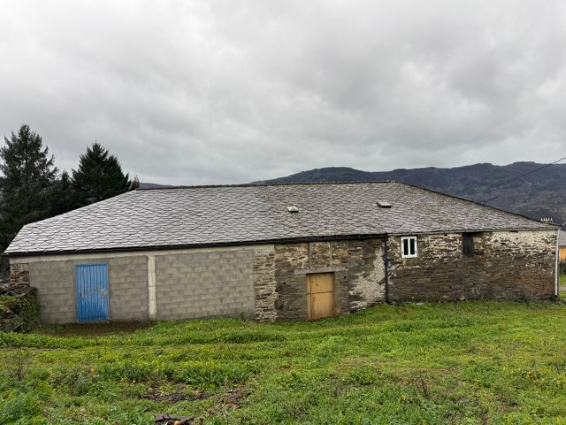 OPORTUNIDAD CASA CON + 20 HECTÁREAS DE FINCA (ref: 255)